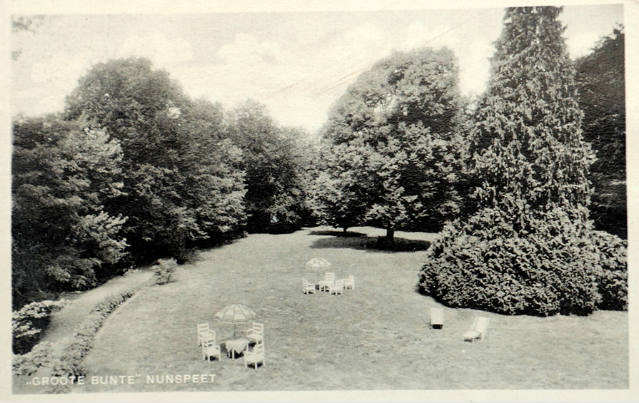 Achtertuin Landhuis De Grote Bunte